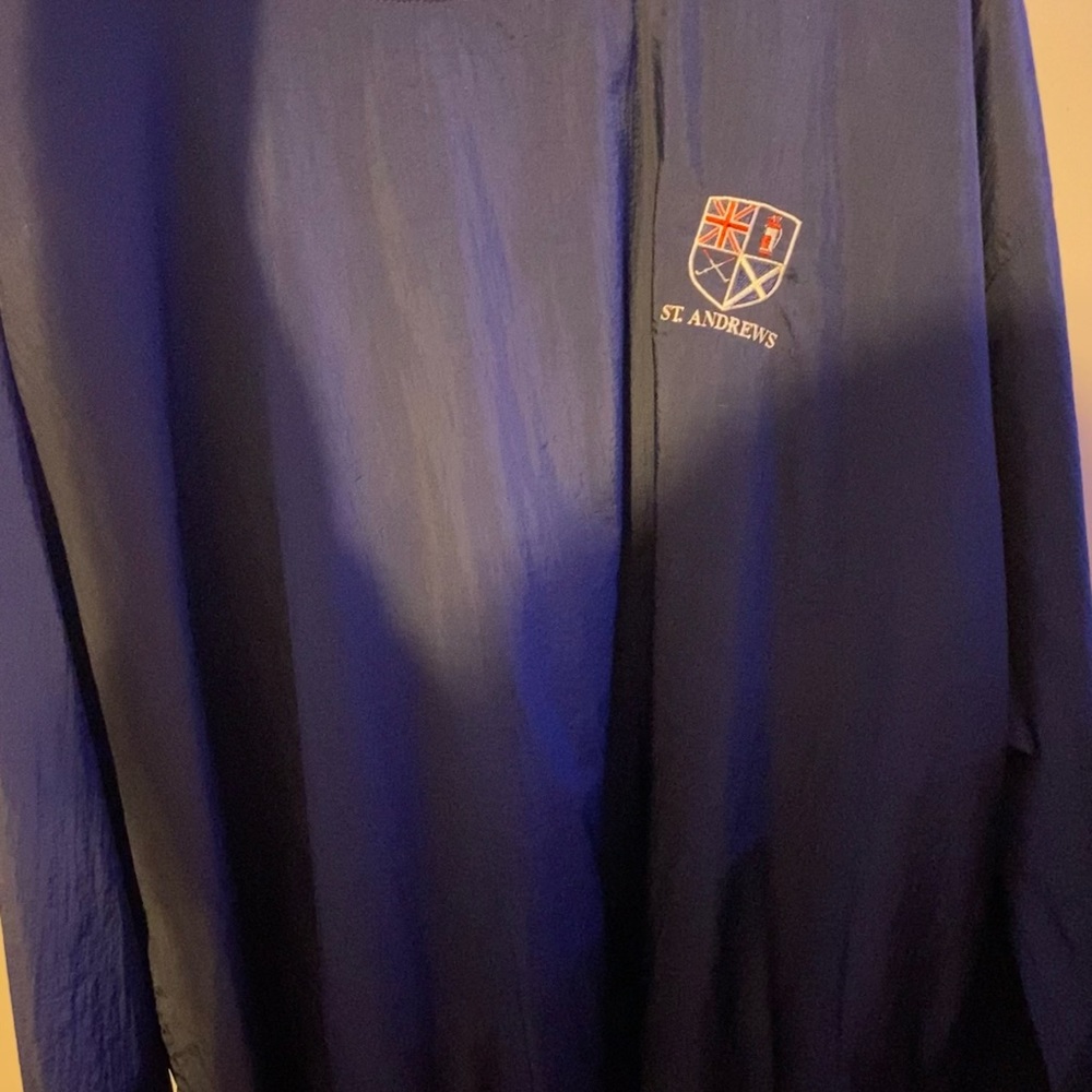 Tour Ready windbreaker crewneck